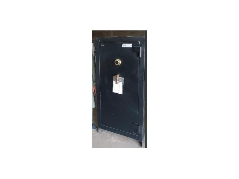 Extra-Large Heavy-Duty Safe - 160 cm