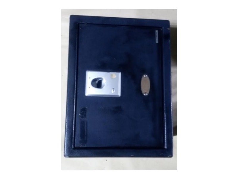 Compact Heavy-Duty Safe - 39 cm